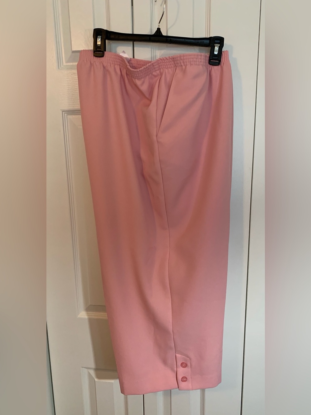 LIKE NEW SOFT PINK ALFRED DUNNER PLUS SIZE 24 CROP PANTS